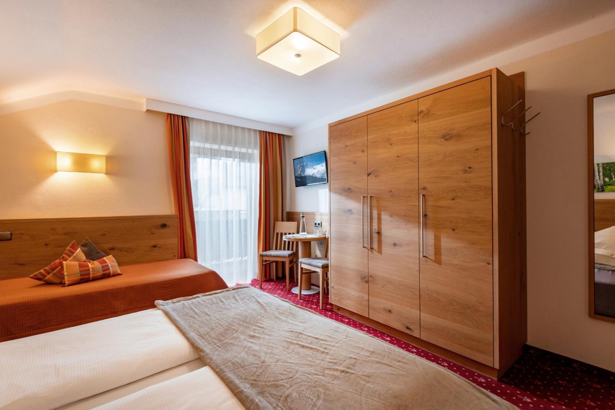 Hotel Garni Birkenhof 메이른호픈 외부 사진
