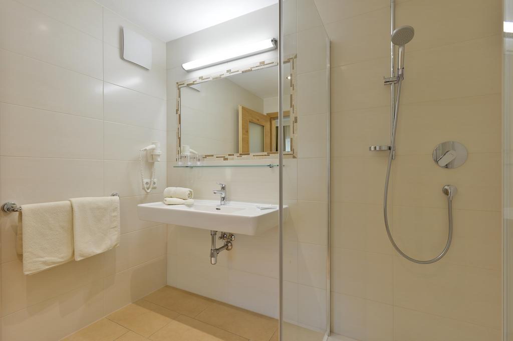 Hotel Garni Birkenhof 메이른호픈 외부 사진
